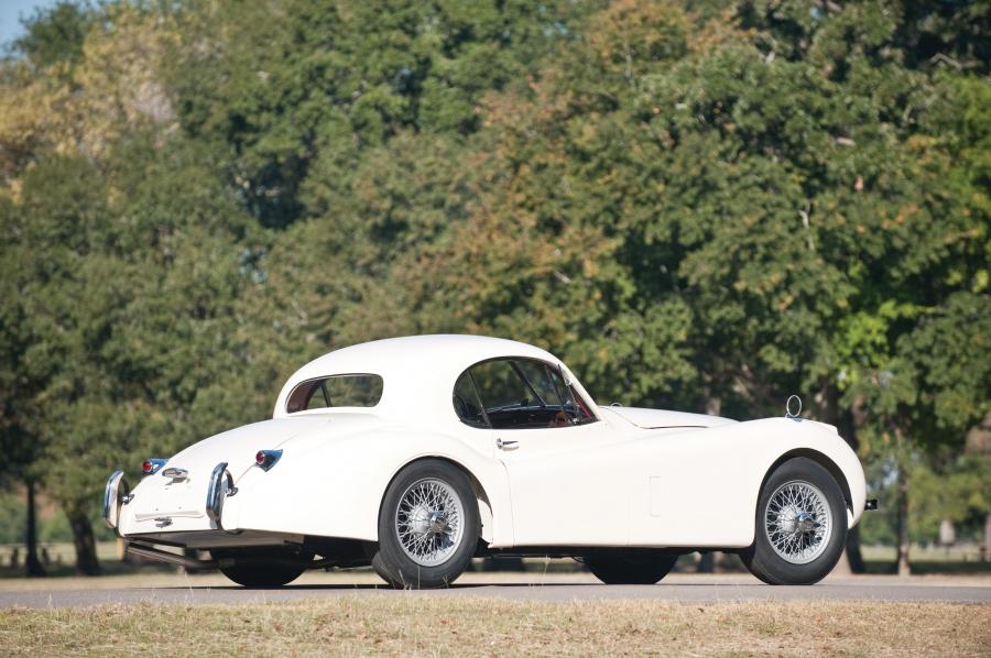  Jaguar XK120 Fixed Head Coupe 1952 года  (фото 2 из 2)